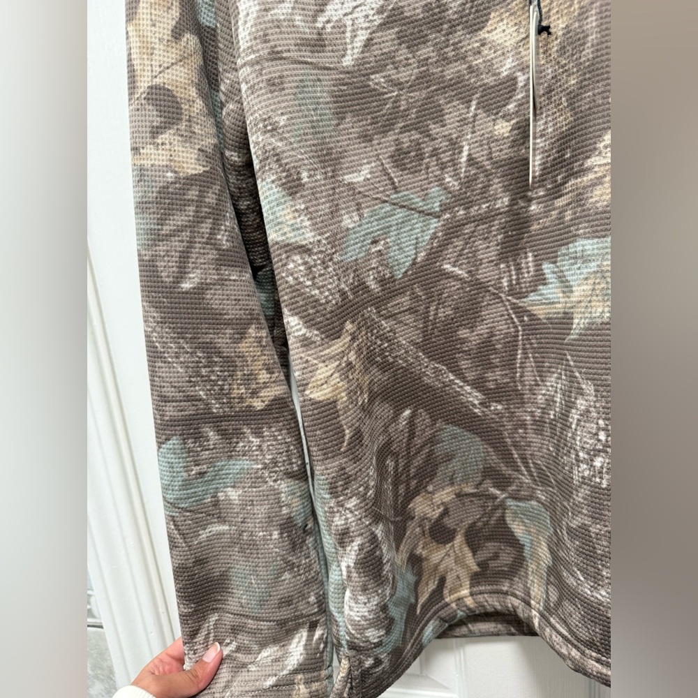 Camouflage Long Sleeve Henley Shirt - Full Fleece lined size Small NWT - Picture 3 of 7